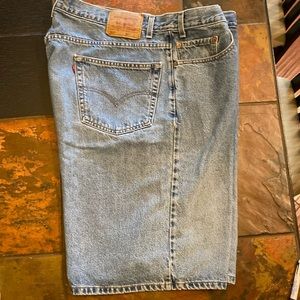 Men’s Levi’s denim shorts size 42 relaxed fit